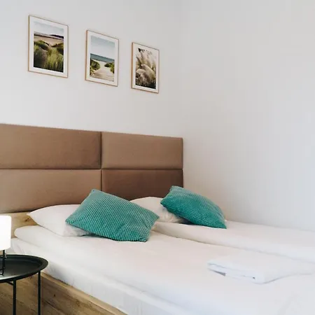 Pod Brzozami Wiejska Apartamento *