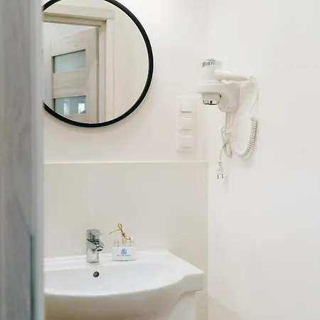 Pod Brzozami Wiejska